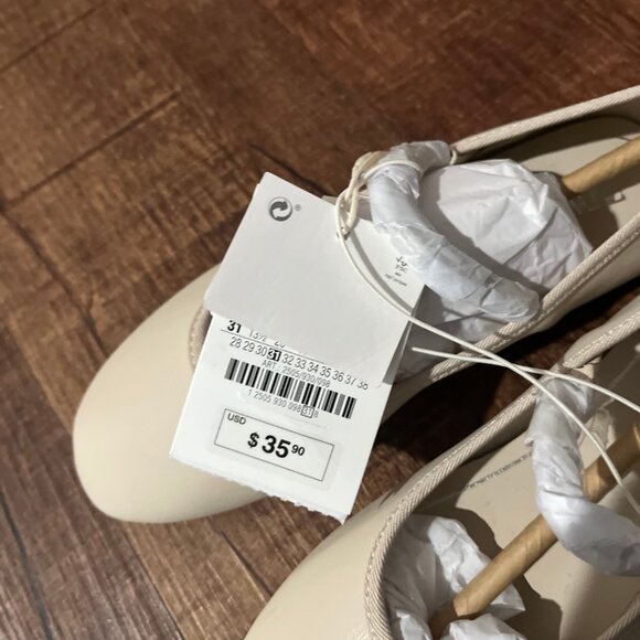 🌟 Brand New Zara Cream Leather Shoes - Size 31 - With Tags! 🌟 - Picture 2 of 3